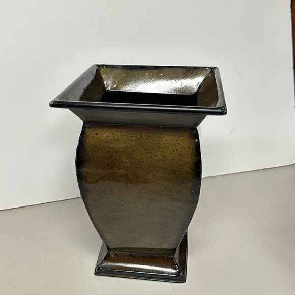 Celebrating Home Contemporary Green Vase - Picture 10 of 12